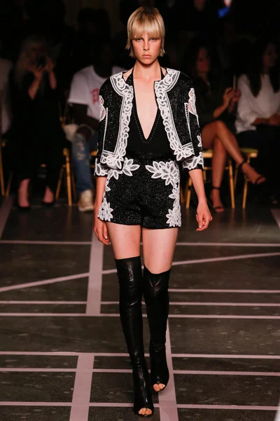 Look 55